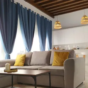 https://sherryflat-teatro.hotelsincadiz.net
